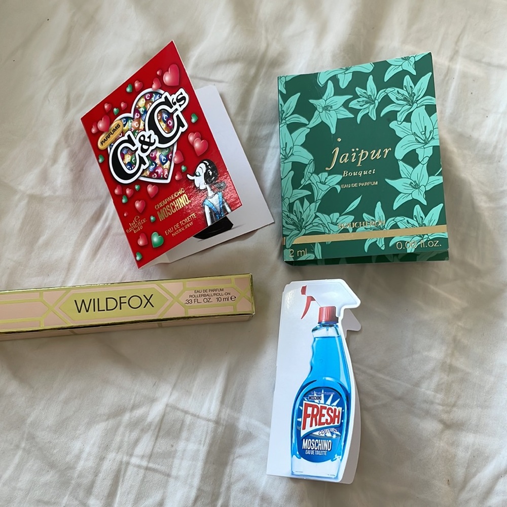 3/$30 Wildfox edp rollerball for travel, 10 ml plus three samples